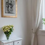Queens Apartment